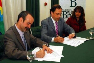 Estudiantes de la Universidad Interamericana realizar�n pasant�as en la comuna