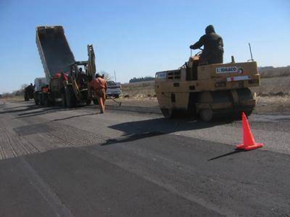 Ruta 31: Hidraco trabaja entre Carmen y Salto y realiza bacheos en esta jurisdicci�n
