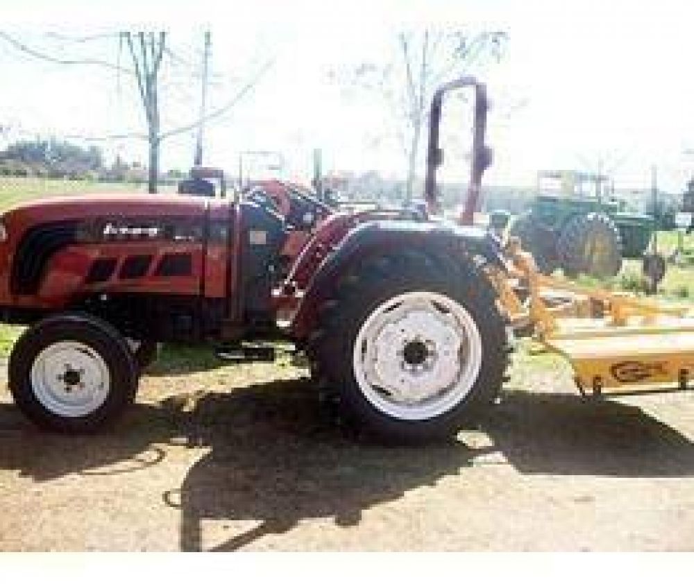 Nuevo tractor para el Barrio Somisa