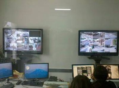 Claudio Henricot � Jefe de la DPU �Las c�maras est�n funcionando, inaugurarlas es una cuesti�n formal�