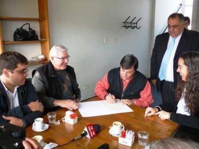 La Cooperativa El�ctrica recibi� un pr�stamo de $2.000.000 
