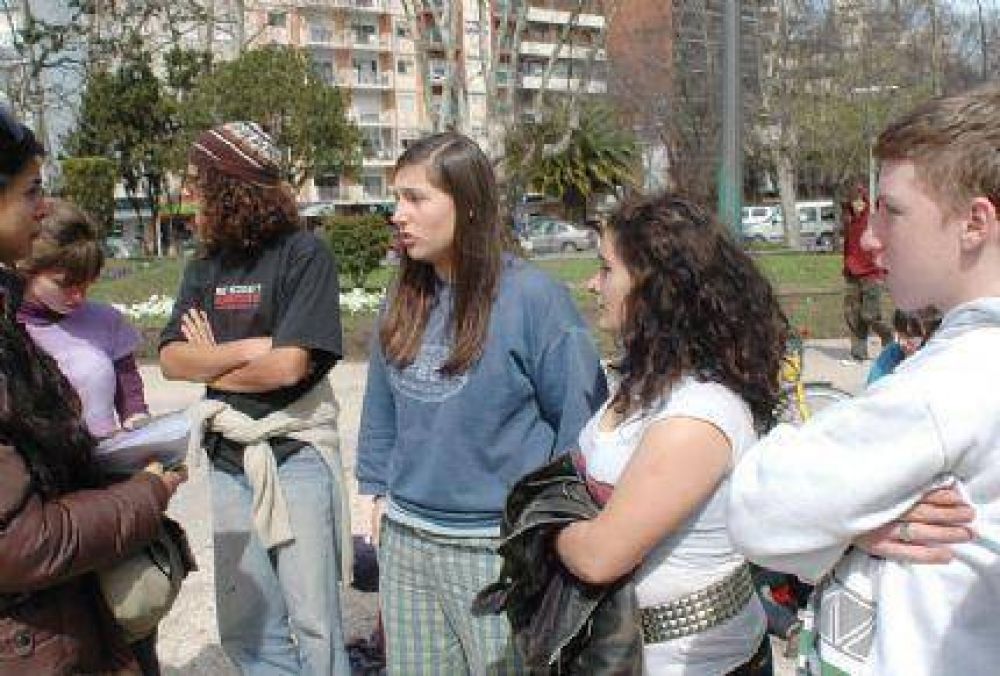 No se descarta que estudiantes realicen tomas de colegios en Mar del Plata