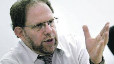 El INDEC tiene un 42% m�s de personal, pero produce menos