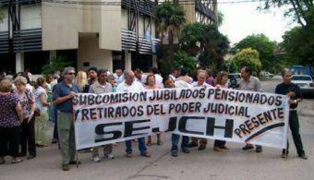Trabajadores judiciales paran hoy en reclamo de un incremento salarial