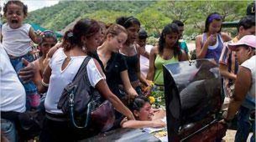 Denuncian que en Venezuela hay un "total descontrol" de armas