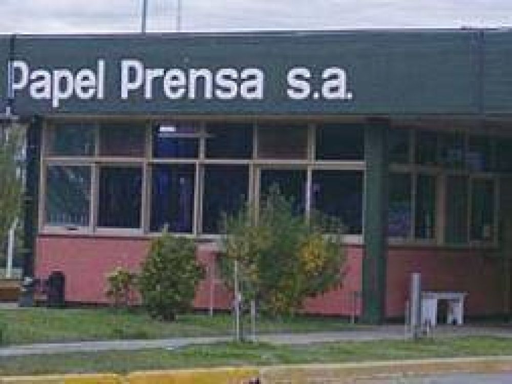 Papel Prensa: Parrilli present� un escrito en la Justicia contra Clar�n y La Naci�n