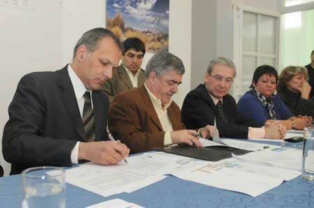 Das Neves propuso que la interna nacional del PJ sea por regiones