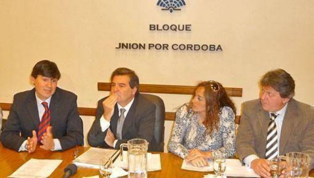 R�o Cuarto, Villa Mar�a y Villa Carlos Paz, candidatas al voto electr�nico