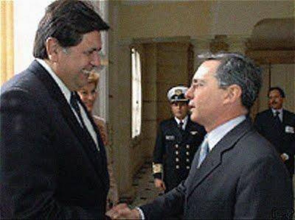 La narco violencia disciplinar de Uribe, Calder�n y Alan Garcia lleg� al norte de Salta