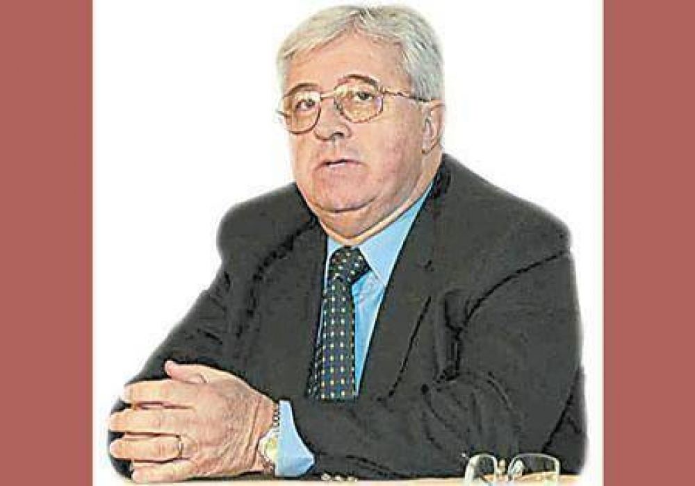 Peralta quiere ser el candidato de la unidad en la UCR