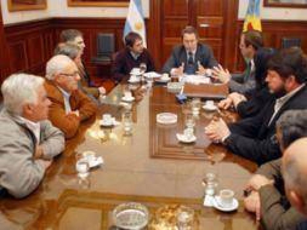 Bol�var: Casal se comprometi� a enviar m�s patrulleros