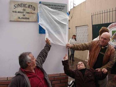 Los trabajadores municipales inauguraron dos oficinas 