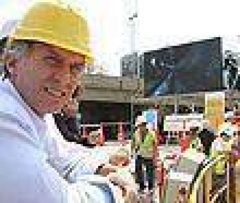 Macri: 'Esta es la obra hidr�ulica m�s importante realizada en la Ciudad en los �ltimos 100 a�os'