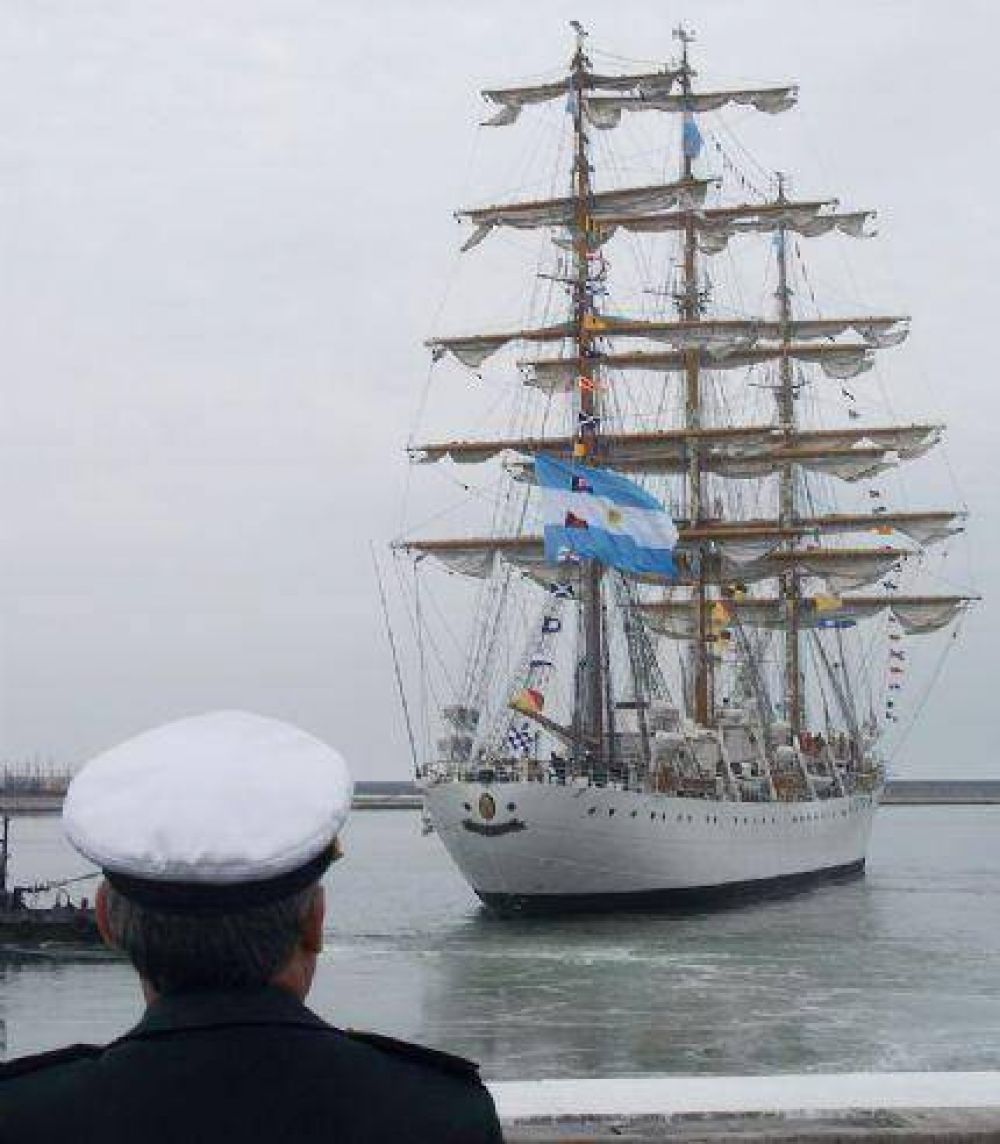 Sesenta mil personas visitaron la Fragata Libertad que parti� rumbo a General Belgrano