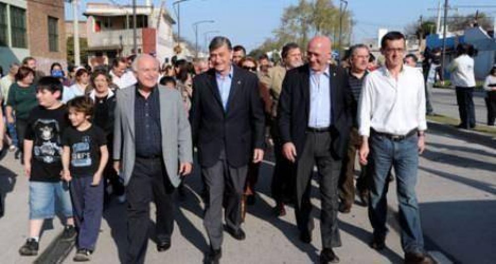 "Ya defin� que mi futuro pol�tico no est� en Rosario", dijo Lifschitz