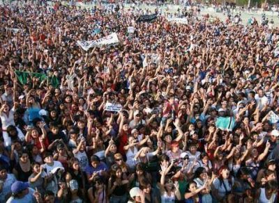 M�s de 5.500 estudiantes celebraron su d�a y el inicio de la primavera
