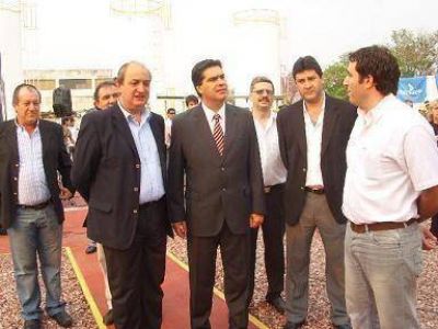 Capitanich inaugur� obras en la central el�ctrica de S�enz Pe�a