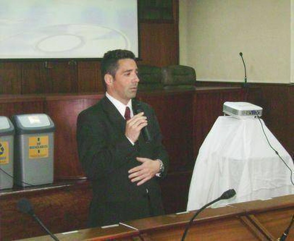 �San Mart�n recicla� Petrillo: �Los residuos deben ser encarados como una pol�tica de Estado�