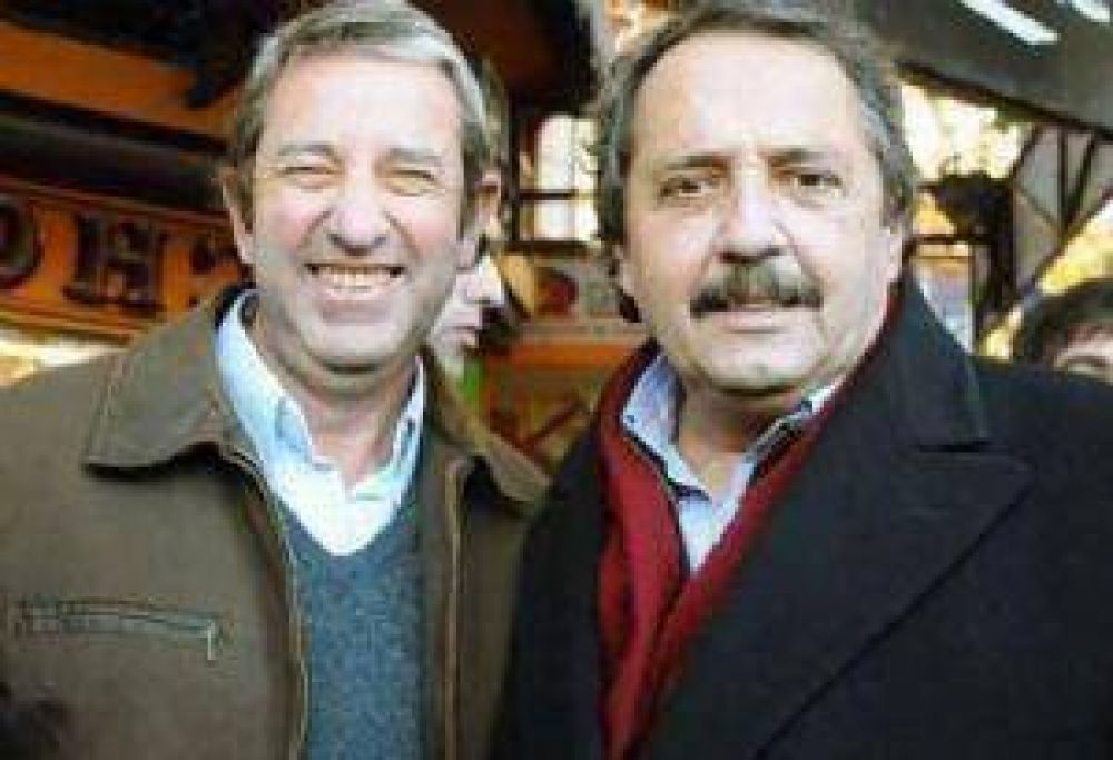 Alfons�n descart� integrar una f�rmula con Cobos