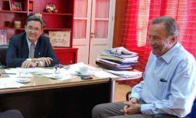 Verani anunci� que apoyar� a Mendioroz como candidato a gobernador