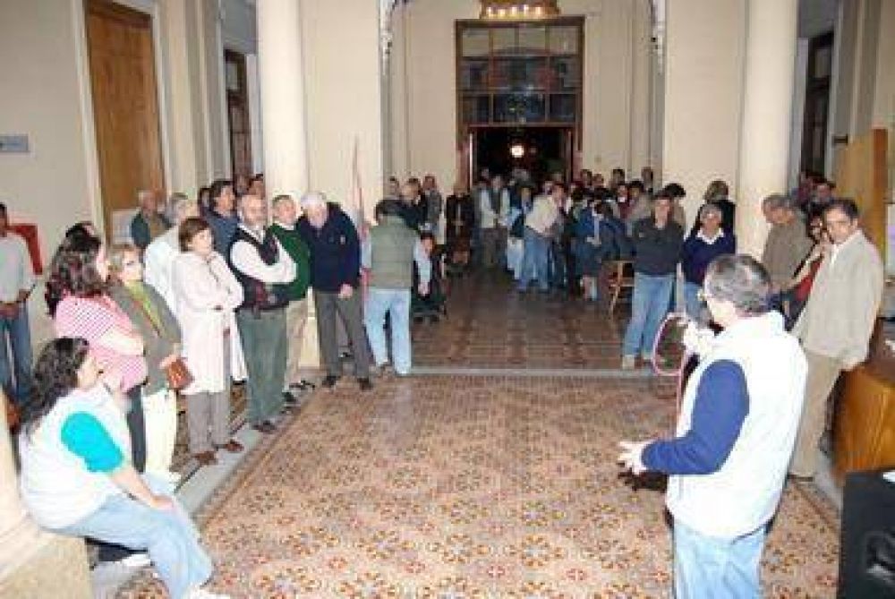La Asamblea prepara la caravana a Paran� 