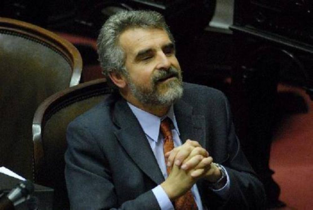 "El Congreso est� a tiempo de no seguir el camino de la Corte"