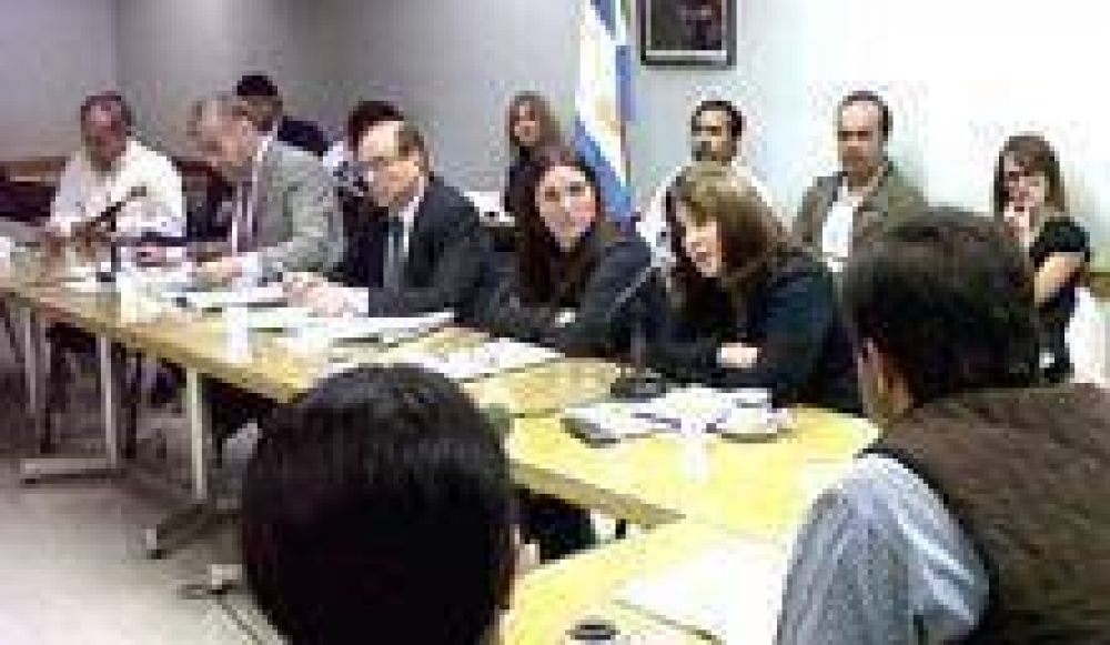 La mega arrocera Ayu� salpica en el Congreso