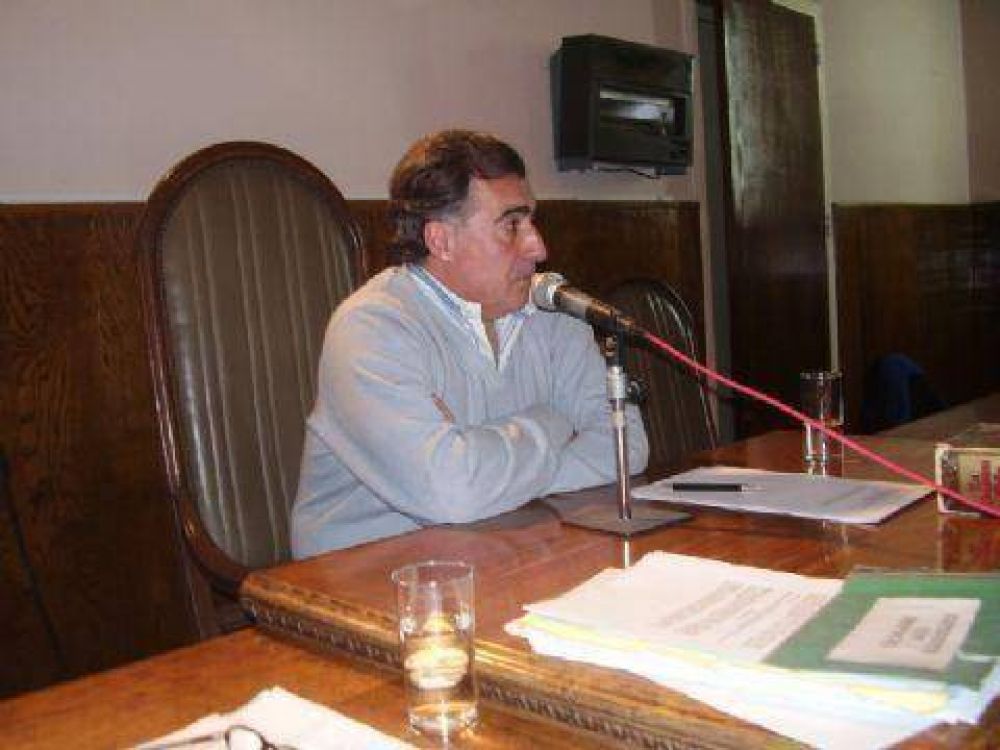  Concejo Deliberante Licencia por paternidad y semaforizaci�n