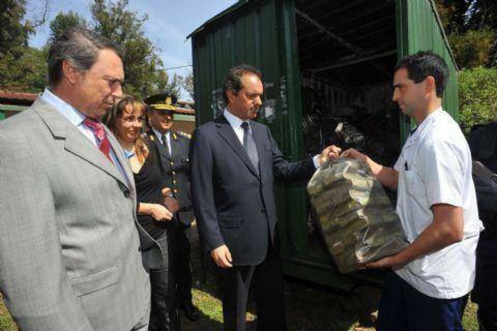 Scioli aumenta en un 50 por ciento la operatividad del Grupo Halc�n
