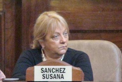 Cuestionan contratos por servicios de locaci�n que firm� el Municipio