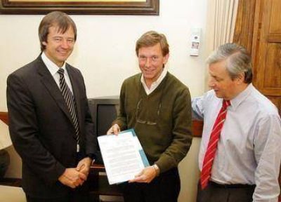 Invertir�n 17 millones de pesos en obra complementaria del canal Clavarino 