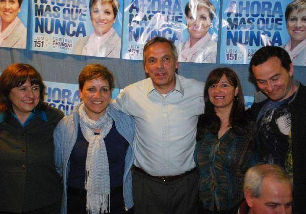 Los candidatos cerraron sus campa�as electorales