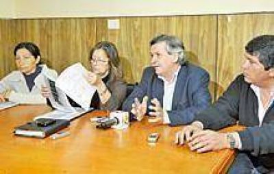 Legisladores destacaron pol�ticas p�blicas a favor del sector campesino 