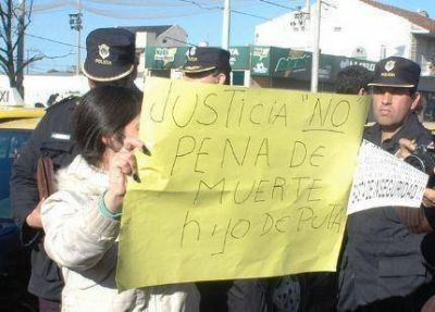 Una multitud clam� por Justicia y pidi� se aplique la pena de muerte para frenar los asesinatos