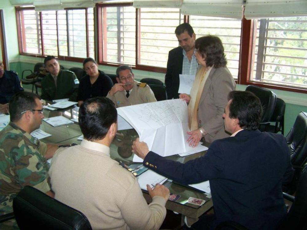 Municipio, Supervisi�n de Educaci�n y Fuerzas coordinan log�stica para el censo 