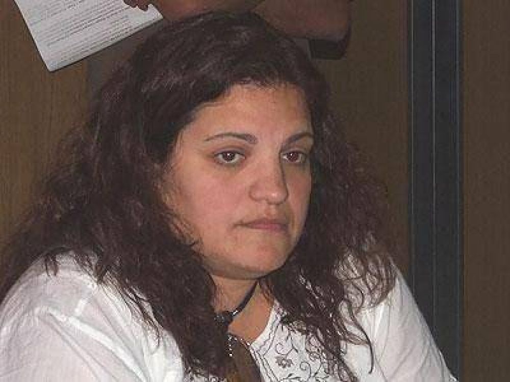 ECHEVERR�A: Tarsia afirm� que el matadero de Coto �da�ar�a sanitariamente la zona�