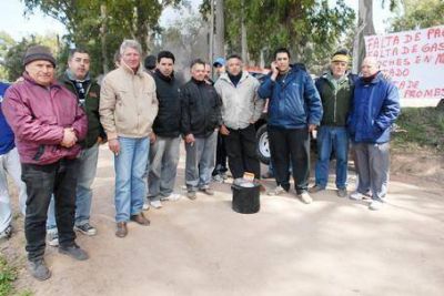 La empresa de colectivos 6 de Diciembre est� de paro