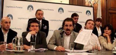 El PRO sum� documentos que vinculan a Ciro James con Ibarra y An�bal Fern�ndez