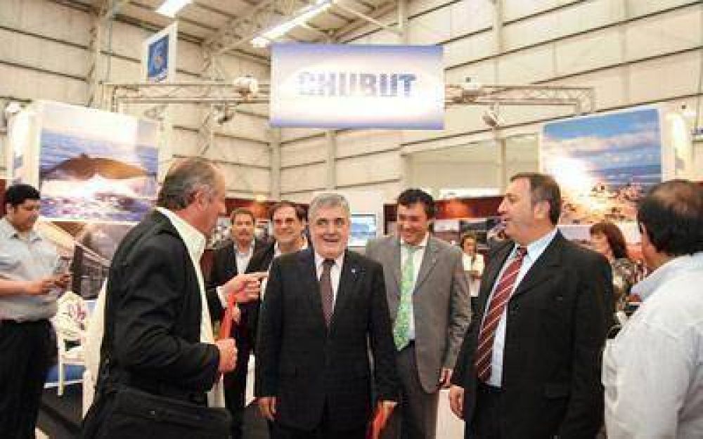 Das Neves respalda en Santa Fe la producci�n de Chubut