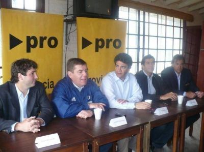 Jorge Macri se muestra con Montenegro para balancear a Grindetti