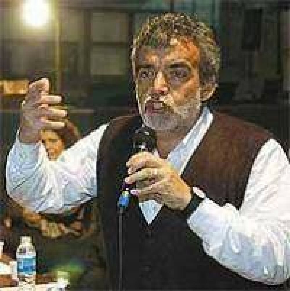 Nenna dice que Macri ignora lo que significa la efectividad