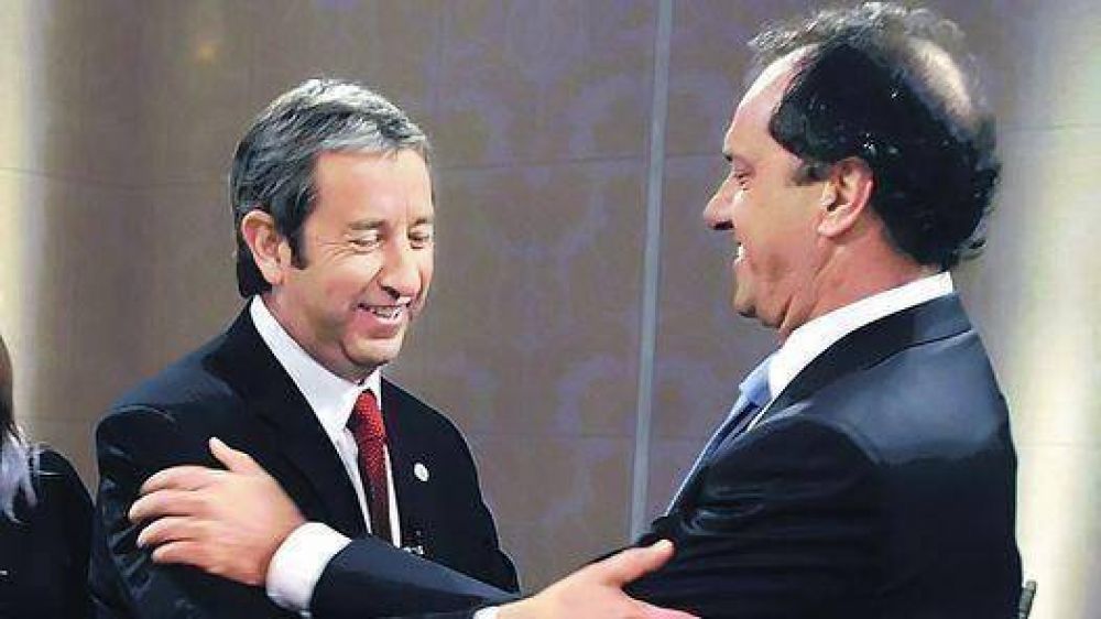 Cobos, otro de los que apuestan en silencio a la ruptura de Scioli