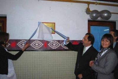 La Escuela 53 de Burzaco festej� sus 25 a�os con toda la comunidad