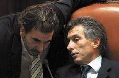 Macri deber�a renunciarse a s� mismo