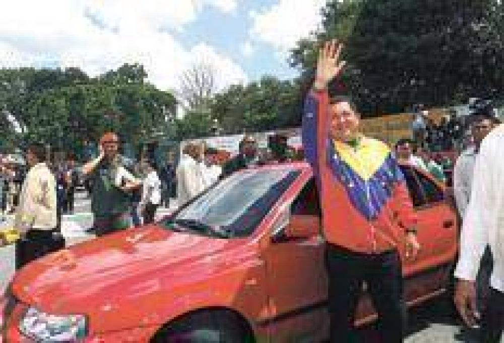 Ventaja para Ch�vez en la elecci�n venezolana