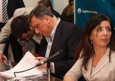 Por voluntad, o no, habr� testigos