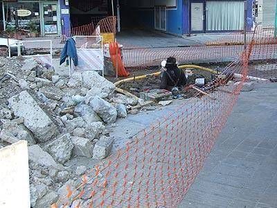 LOMAS, TEMPERLEY Y LLAVALLOL Estiman que en diciembre terminar�n las obras en las estaciones