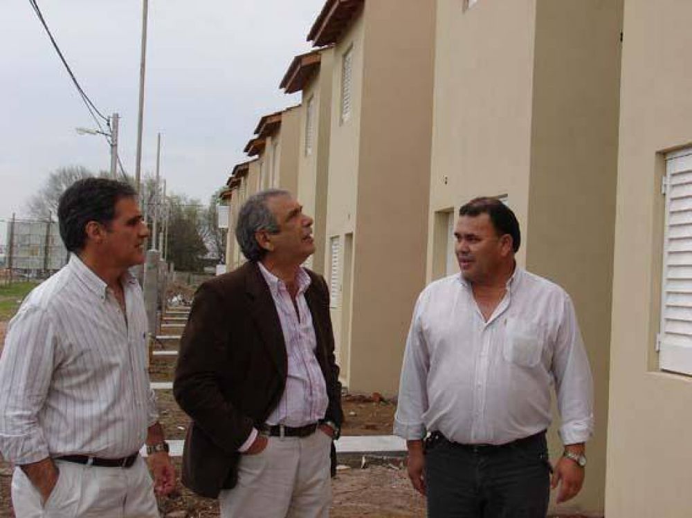 A fin de a�o se entregan 28 viviendas de los textiles