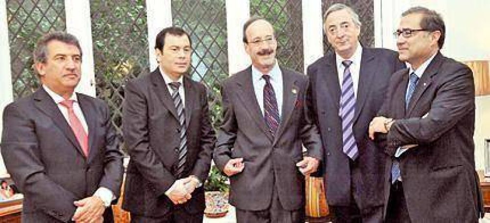 Zamora se reuni� con altos funcionarios del gobierno estadounidense 
