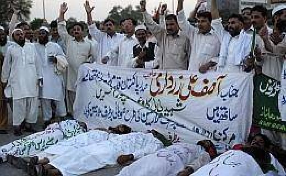 Pakist�n advierte por bombardeos de la OTAN en su territorio